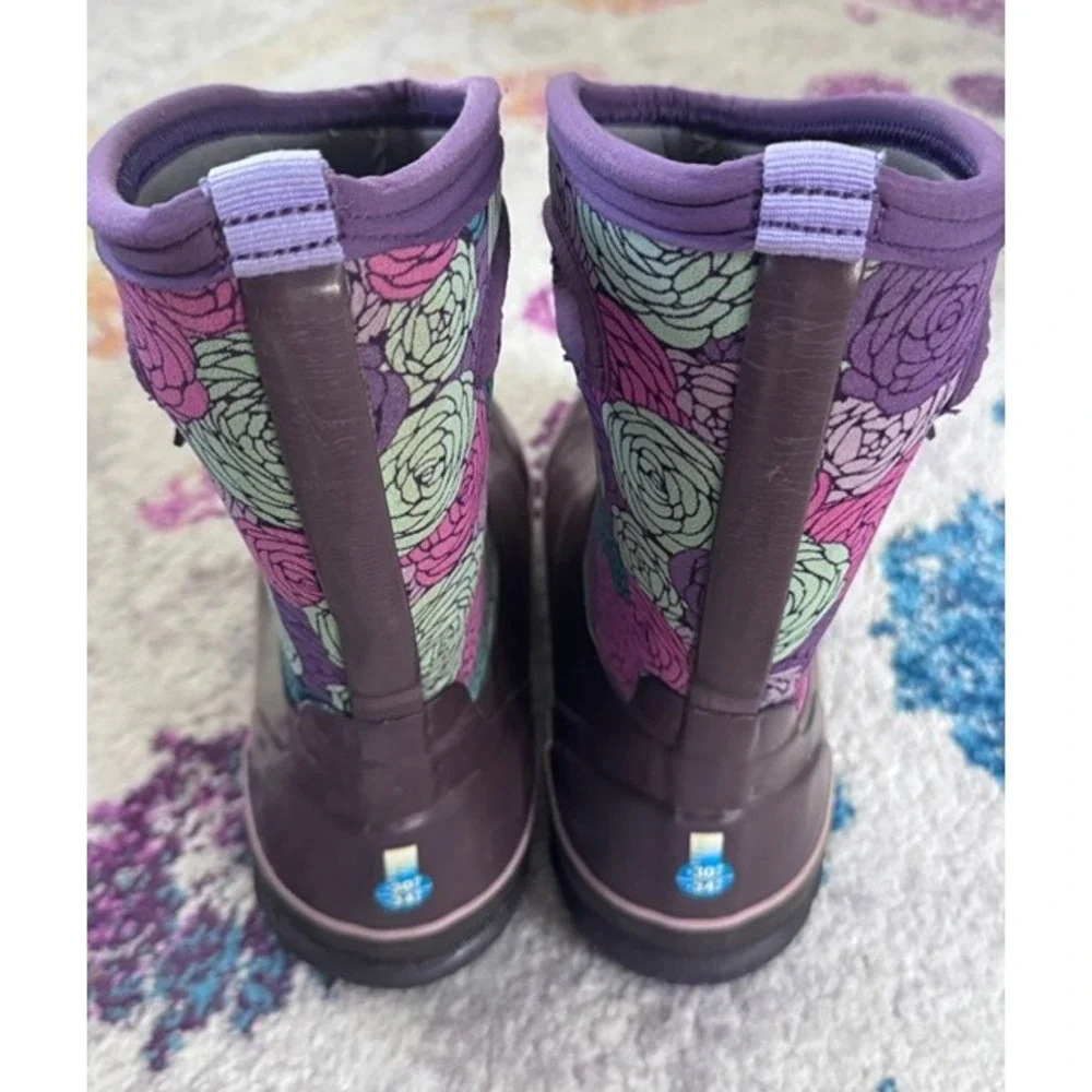 Bogs Classic Rosey Purple Floral Waterproof Insulated Winter Boots Youth 5 71993